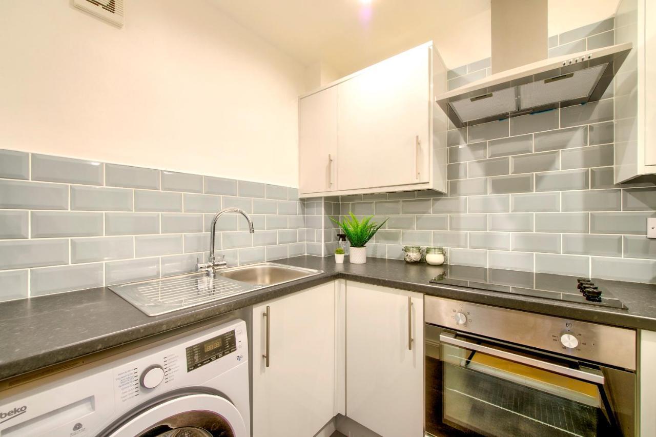 Apartmán Pass The Keys Stylish 2 Bed In Heart Of West End Glasgow Exteriér fotografie