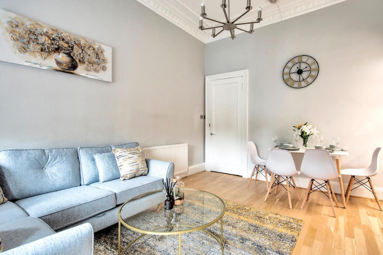 Apartmán Pass The Keys Stylish 2 Bed In Heart Of West End Glasgow Exteriér fotografie