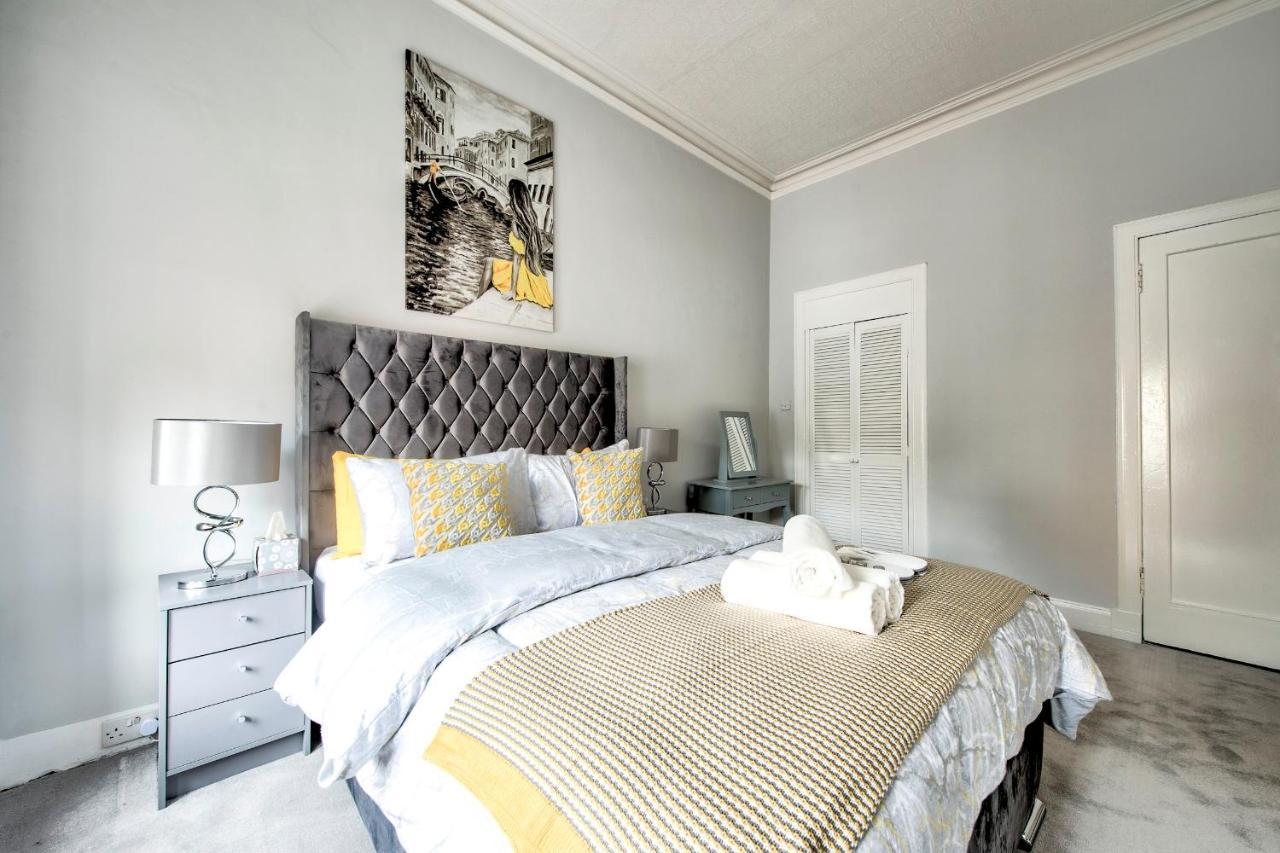 Apartmán Pass The Keys Stylish 2 Bed In Heart Of West End Glasgow Exteriér fotografie